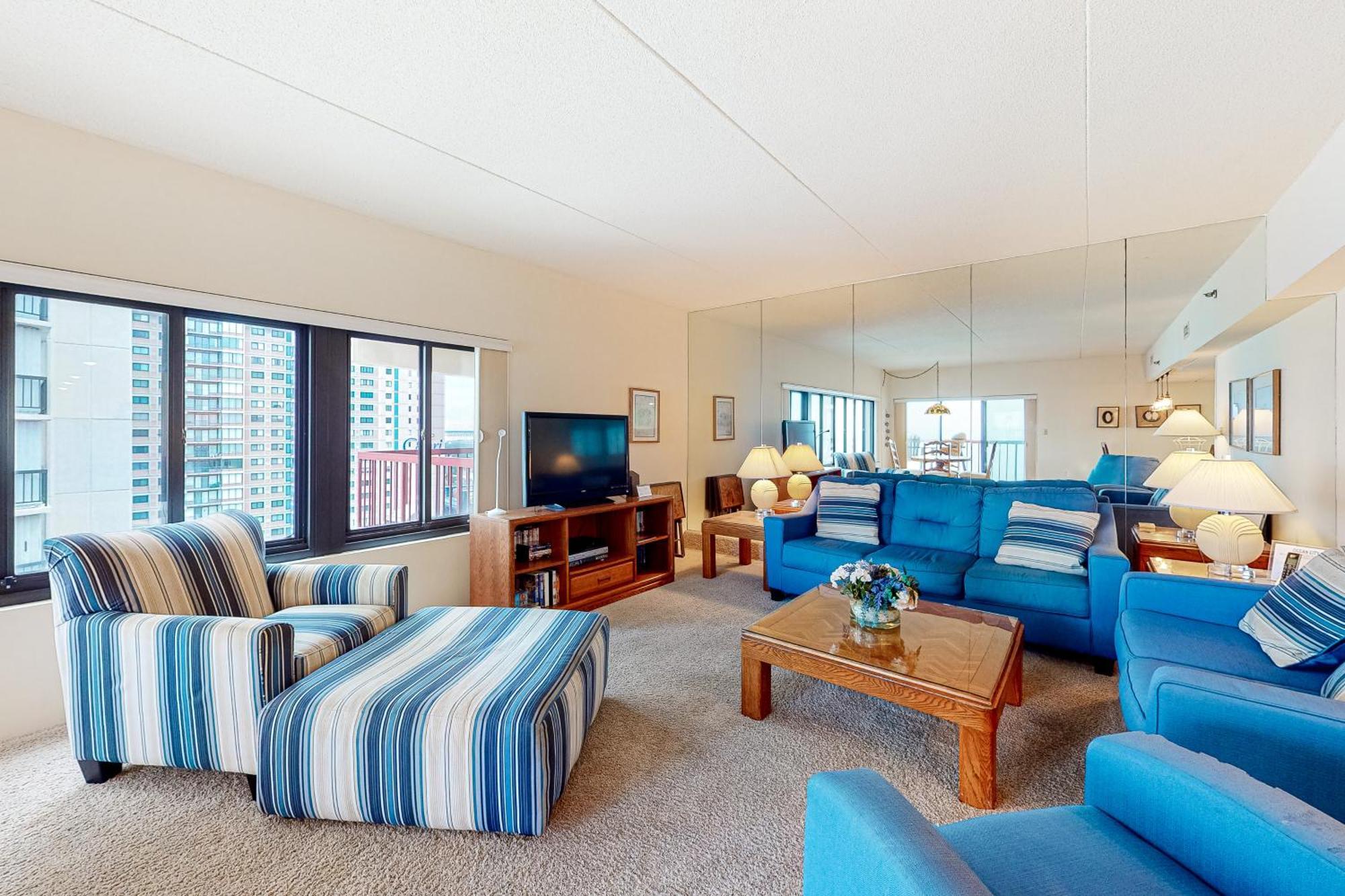 Rainbow Condos آوشين سيتي الغرفة الصورة